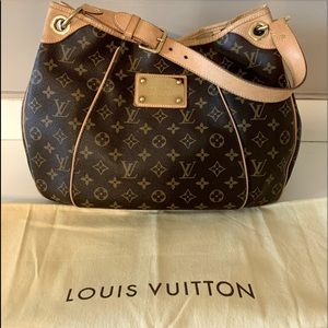 Louis Vuitton Galleria Monogram GM Bag PL5100